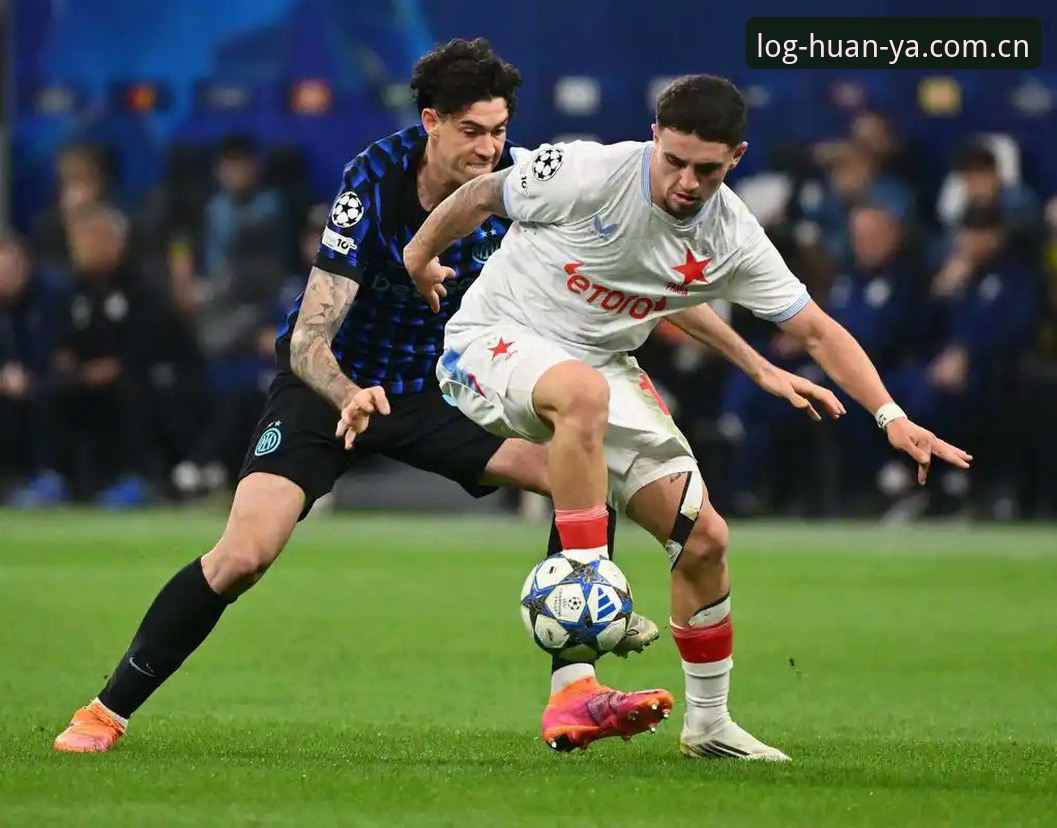 维拉3-0大胜弗赖堡捧杯！欧联杯决赛最新动态，环亚体育用户热议30年冠军荒终结